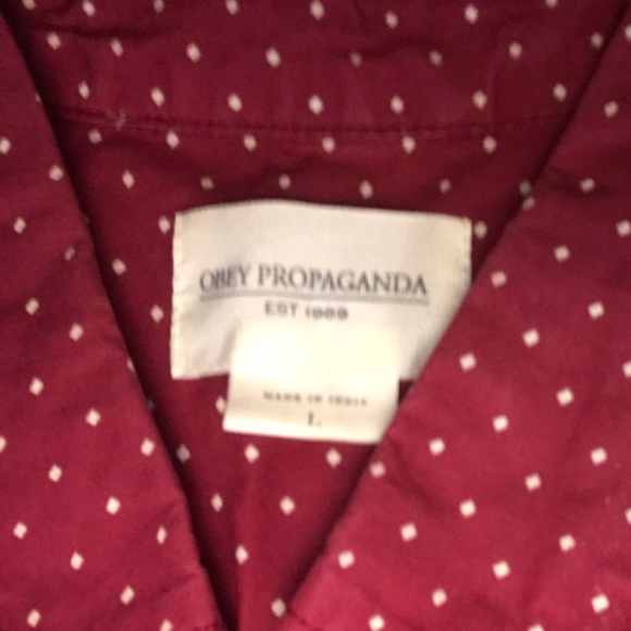 Vintage obey propaganda button up tee - Picture 4 of 4